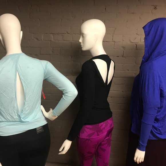 Bundle deal 3 Pure Barre Women's Long sleeves Tops - Picture 5 of 7